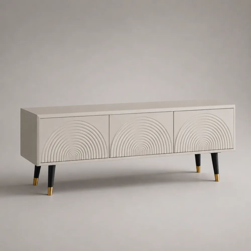 Meuble TV bas en MDF à 3 portes, blanc cassé avec pieds noirs et dorés, 160 × 40 × 65 cm