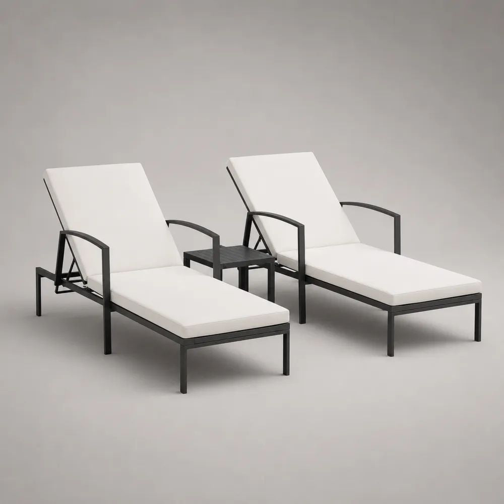 Lot de 2 bains de soleil en acier avec dossiers inclinables, coussins blancs et table d’appoint, noir et blanc, 195 x 68 x 95 cm