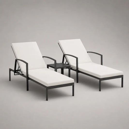 Lot de 2 bains de soleil en acier avec dossiers inclinables, coussins blancs et table d’appoint, noir et blanc, 195 x 68 x 95 cm