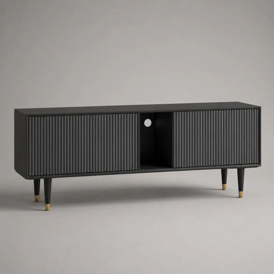 Meuble TV bas noir et laiton en panneaux de particules et MDF, 2 portes rainurées et niche centrale, 160 x 40 x 65 cm